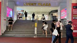 Lucky Plaza (D9), Shop House #628803761